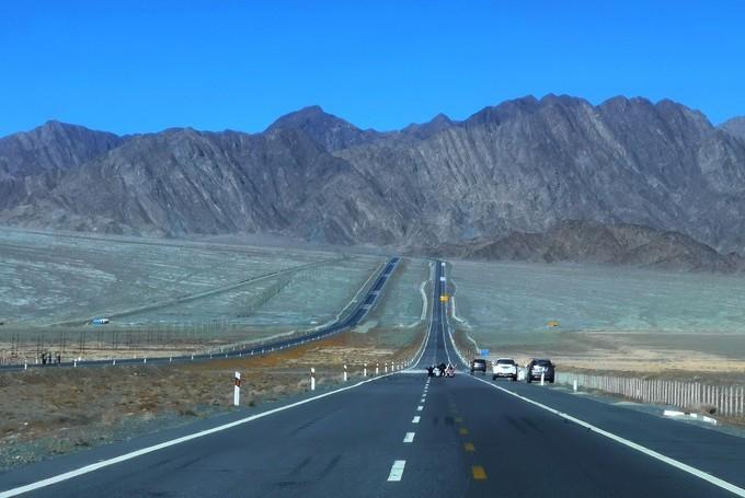 青海，心灵与自然的和谐之舞